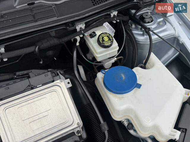 Серый Мерседес Б-класс, объемом двигателя 1.7 л и пробегом 119 тыс. км за 8900 $, фото 69 на Automoto.ua