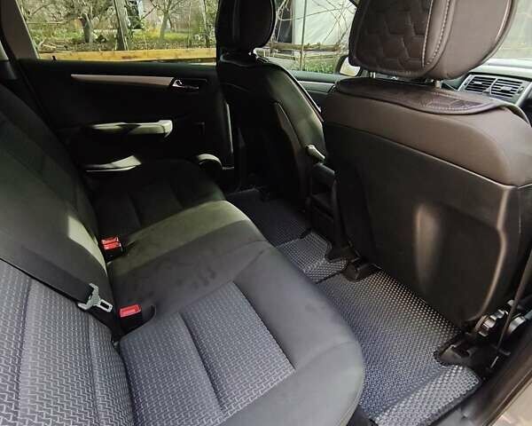 Сірий Мерседес Б-клас, об'ємом двигуна 2.03 л та пробігом 193 тис. км за 9200 $, фото 10 на Automoto.ua