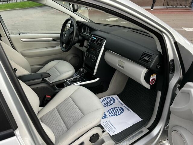 Серый Мерседес Б-класс, объемом двигателя 1.7 л и пробегом 139 тыс. км за 6990 $, фото 8 на Automoto.ua