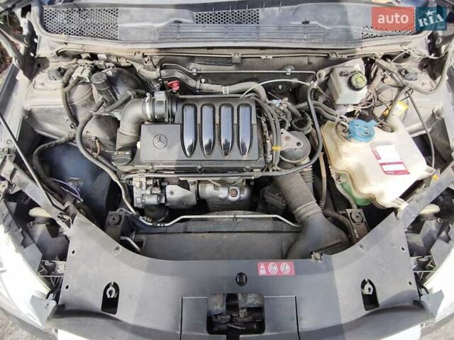 Сірий Мерседес Б-клас, об'ємом двигуна 2.03 л та пробігом 193 тис. км за 9200 $, фото 8 на Automoto.ua