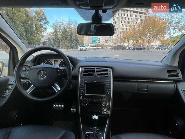 Сірий Мерседес Б-клас, об'ємом двигуна 1.99 л та пробігом 155 тис. км за 7200 $, фото 14 на Automoto.ua