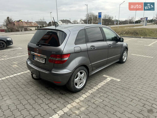 Сірий Мерседес Б-клас, об'ємом двигуна 1.99 л та пробігом 220 тис. км за 8700 $, фото 5 на Automoto.ua