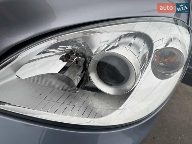 Серый Мерседес Б-класс, объемом двигателя 1.7 л и пробегом 119 тыс. км за 8900 $, фото 74 на Automoto.ua