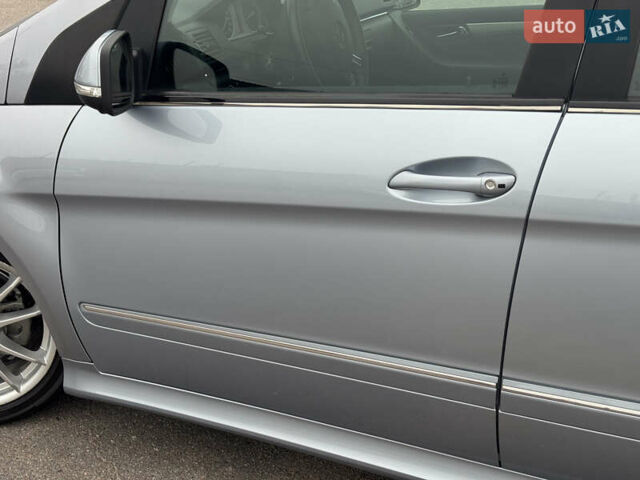 Серый Мерседес Б-класс, объемом двигателя 1.7 л и пробегом 119 тыс. км за 8900 $, фото 3 на Automoto.ua