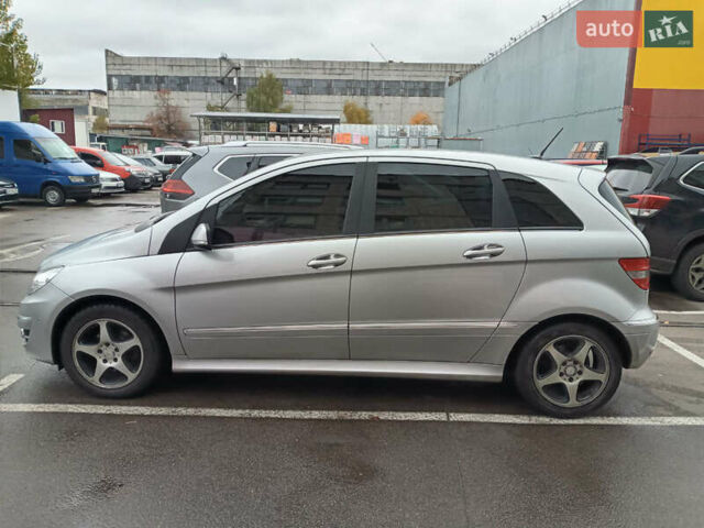 Мерседес Б-класс 2010 в Киеве на Automoto.ua Серый Мерседес Б-класс, объемом двигателя 1.7 л и пробегом 170 тыс. км за 7500 $, фото 6 на Automoto.ua