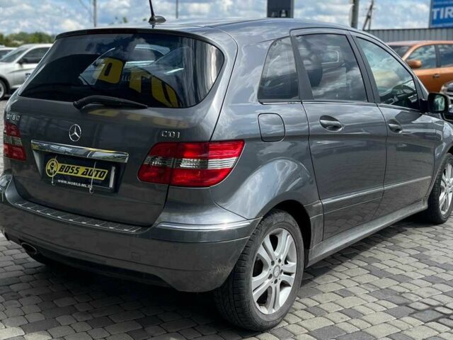 Серый Мерседес Б-класс, объемом двигателя 2 л и пробегом 225 тыс. км за 8800 $, фото 6 на Automoto.ua