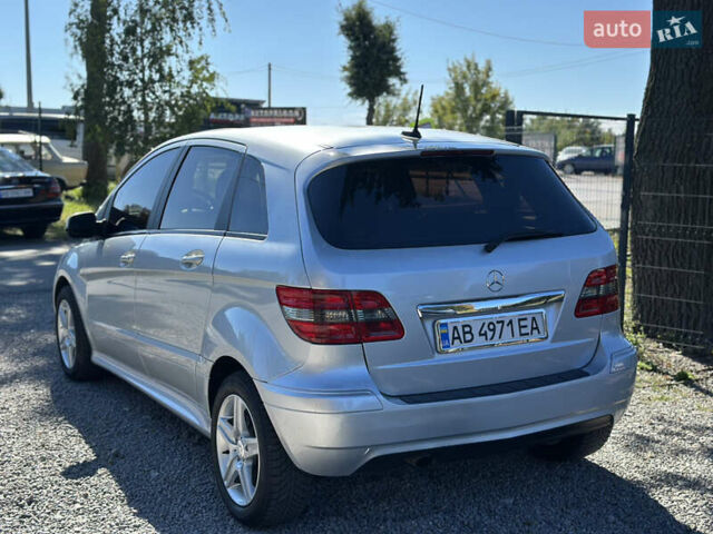 Сірий Мерседес Б-клас, об'ємом двигуна 2 л та пробігом 277 тис. км за 7500 $, фото 17 на Automoto.ua