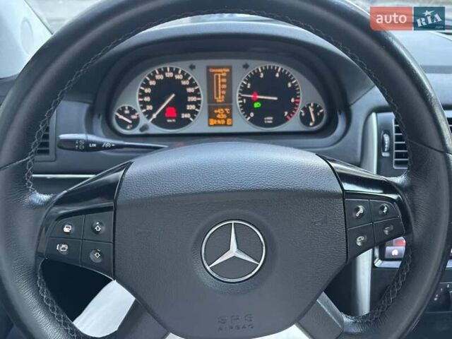 Сірий Мерседес Б-клас, об'ємом двигуна 1.7 л та пробігом 204 тис. км за 9000 $, фото 3 на Automoto.ua