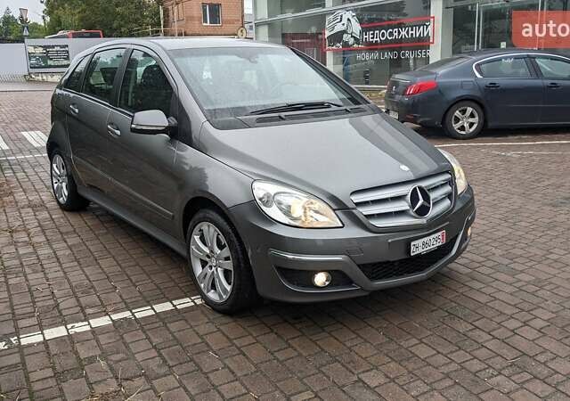 Серый Мерседес Б-класс, объемом двигателя 2 л и пробегом 155 тыс. км за 7800 $, фото 20 на Automoto.ua