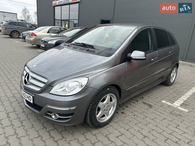 Сірий Мерседес Б-клас, об'ємом двигуна 1.99 л та пробігом 220 тис. км за 8700 $, фото 21 на Automoto.ua