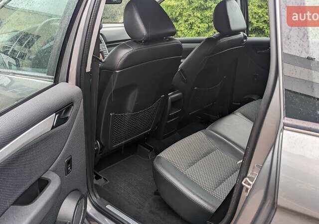 Серый Мерседес Б-класс, объемом двигателя 2 л и пробегом 155 тыс. км за 7800 $, фото 16 на Automoto.ua