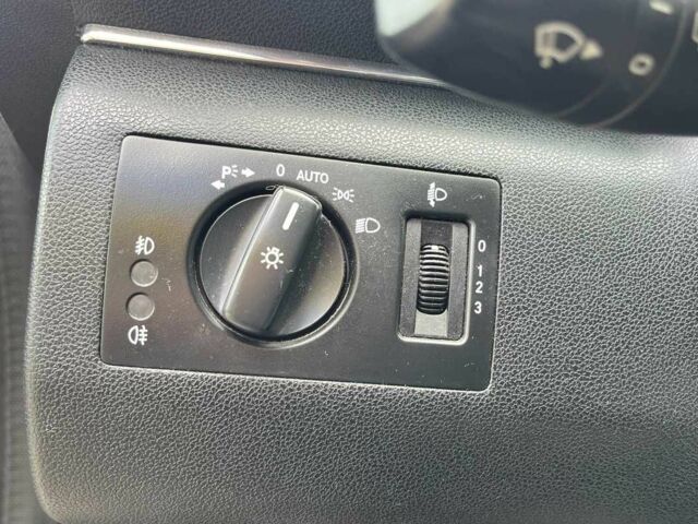 Серый Мерседес Б-класс, объемом двигателя 2 л и пробегом 225 тыс. км за 8800 $, фото 16 на Automoto.ua