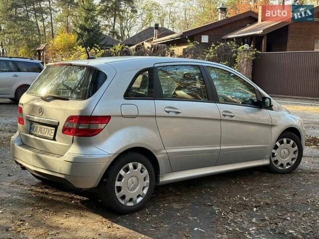 Сірий Мерседес Б-клас, об'ємом двигуна 1.7 л та пробігом 77 тис. км за 6000 $, фото 7 на Automoto.ua