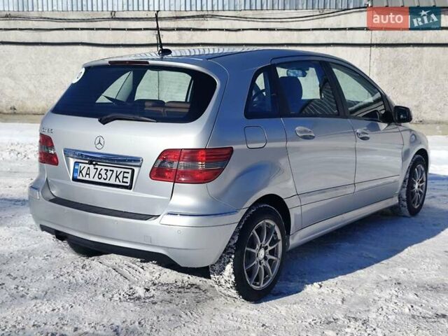 Сірий Мерседес Б-клас, об'ємом двигуна 1.7 л та пробігом 77 тис. км за 8999 $, фото 6 на Automoto.ua