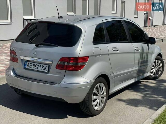 Сірий Мерседес Б-клас, об'ємом двигуна 1.7 л та пробігом 164 тис. км за 6900 $, фото 3 на Automoto.ua