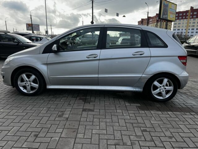 Серый Мерседес Б-класс, объемом двигателя 1.7 л и пробегом 139 тыс. км за 6990 $, фото 5 на Automoto.ua