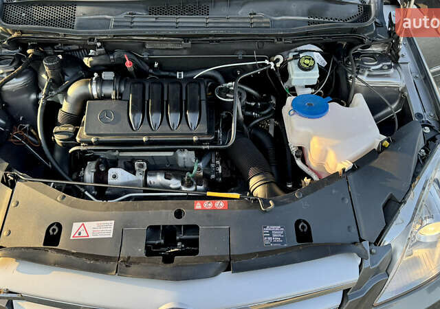 Серый Мерседес Б-класс, объемом двигателя 2.03 л и пробегом 178 тыс. км за 8950 $, фото 5 на Automoto.ua
