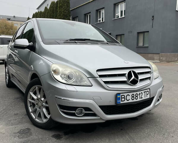 Сірий Мерседес Б-клас, об'ємом двигуна 2.03 л та пробігом 103 тис. км за 10700 $, фото 11 на Automoto.ua