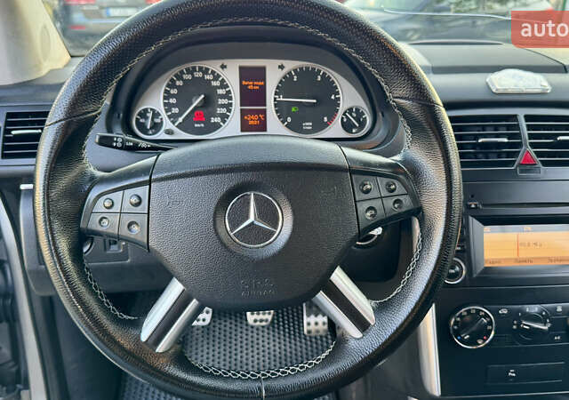 Серый Мерседес Б-класс, объемом двигателя 2.03 л и пробегом 178 тыс. км за 8950 $, фото 19 на Automoto.ua