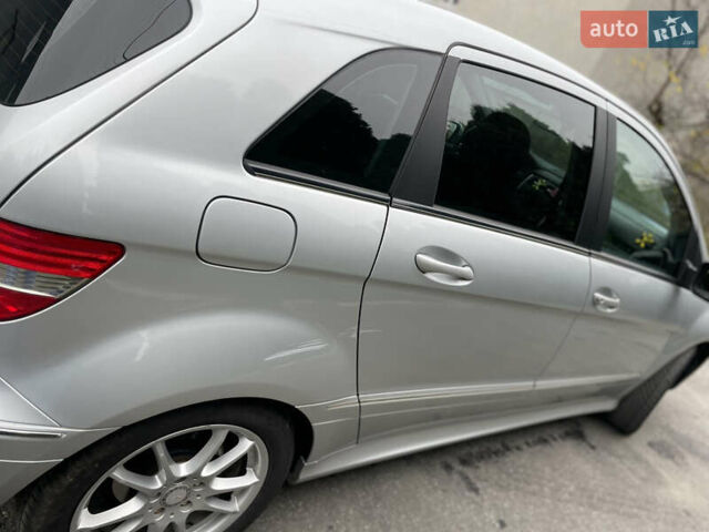 Сірий Мерседес Б-клас, об'ємом двигуна 2.03 л та пробігом 103 тис. км за 10700 $, фото 19 на Automoto.ua