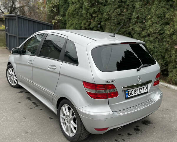 Сірий Мерседес Б-клас, об'ємом двигуна 2.03 л та пробігом 103 тис. км за 10700 $, фото 23 на Automoto.ua