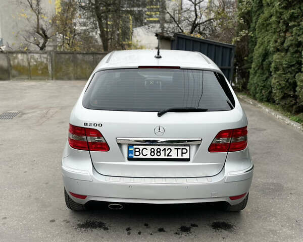 Сірий Мерседес Б-клас, об'ємом двигуна 2.03 л та пробігом 103 тис. км за 10700 $, фото 21 на Automoto.ua