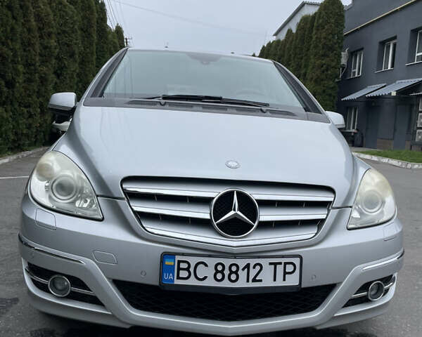 Сірий Мерседес Б-клас, об'ємом двигуна 2.03 л та пробігом 103 тис. км за 10700 $, фото 12 на Automoto.ua