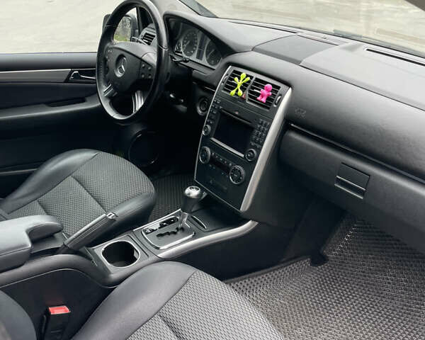 Сірий Мерседес Б-клас, об'ємом двигуна 2.03 л та пробігом 103 тис. км за 10700 $, фото 7 на Automoto.ua