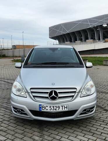 Мерседес Б-класс 2011 в Львове на Automoto.ua Серый Мерседес Б-класс, объемом двигателя 1.7 л и пробегом 74 тыс. км за 9700 $, фото 4 на Automoto.ua