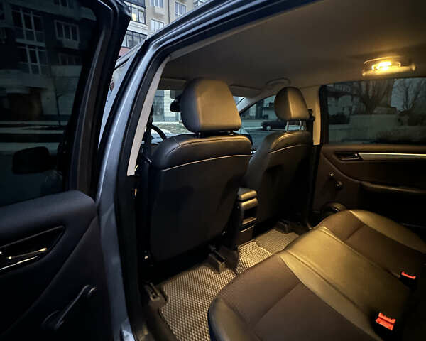 Серый Мерседес Б-класс, объемом двигателя 1.99 л и пробегом 174 тыс. км за 7500 $, фото 30 на Automoto.ua