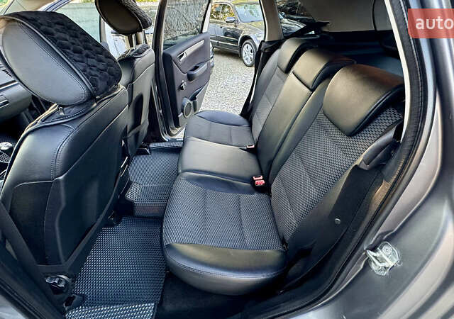 Серый Мерседес Б-класс, объемом двигателя 2.03 л и пробегом 178 тыс. км за 8950 $, фото 53 на Automoto.ua