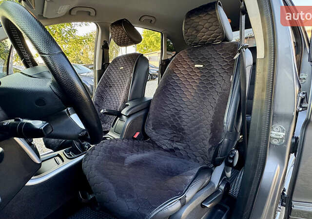 Серый Мерседес Б-класс, объемом двигателя 2.03 л и пробегом 178 тыс. км за 8950 $, фото 41 на Automoto.ua