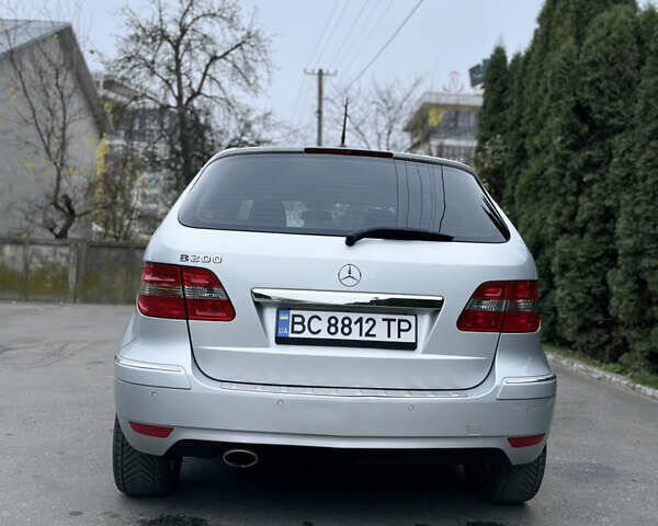 Сірий Мерседес Б-клас, об'ємом двигуна 2.03 л та пробігом 103 тис. км за 10700 $, фото 22 на Automoto.ua