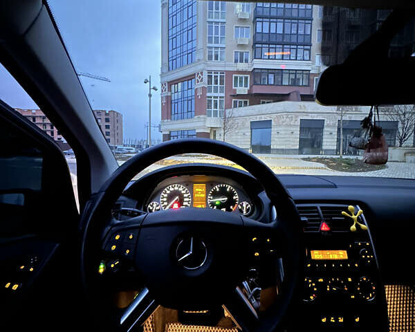 Серый Мерседес Б-класс, объемом двигателя 1.99 л и пробегом 174 тыс. км за 7500 $, фото 36 на Automoto.ua