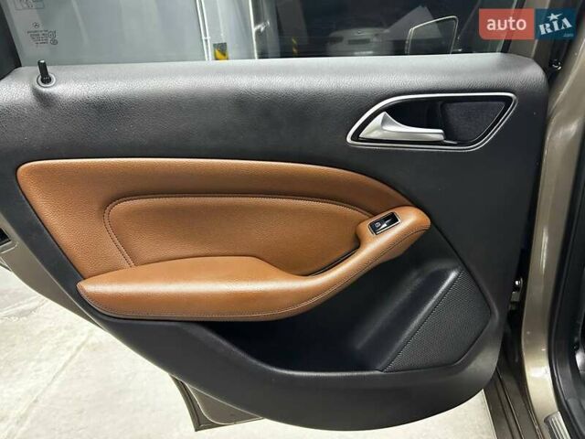 Серый Мерседес Б-класс, объемом двигателя 1.8 л и пробегом 190 тыс. км за 14500 $, фото 12 на Automoto.ua