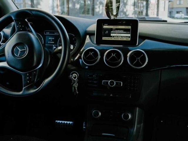 Сірий Мерседес Б-клас, об'ємом двигуна 1.8 л та пробігом 254 тис. км за 9200 $, фото 4 на Automoto.ua
