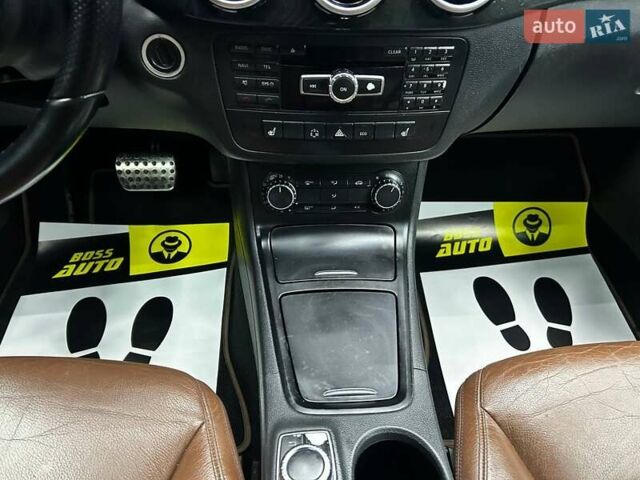 Серый Мерседес Б-класс, объемом двигателя 1.8 л и пробегом 190 тыс. км за 14500 $, фото 11 на Automoto.ua