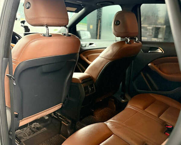 Мерседес Б-клас 2012 у Володарке на Automoto.ua Сірий Мерседес Б-клас, об'ємом двигуна 1.8 л та пробігом 298 тис. км за 14700 $, фото 7 на Automoto.ua