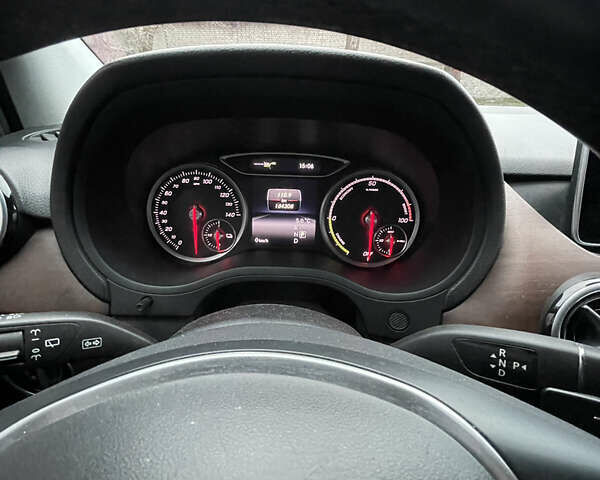 Серый Мерседес Б-класс, объемом двигателя 0 л и пробегом 164 тыс. км за 8500 $, фото 13 на Automoto.ua