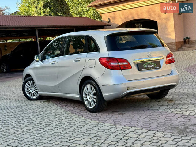 Мерседес Б-класс 2014 в Мукачеве на Automoto.ua Серый Мерседес Б-класс, объемом двигателя 1.5 л и пробегом 188 тыс. км за 11850 $, фото 3 на Automoto.ua