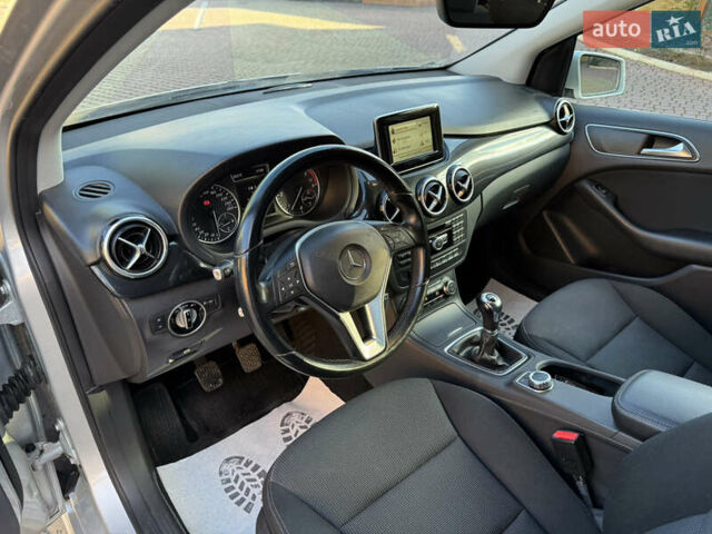 Мерседес Б-класс 2014 в Мукачеве на Automoto.ua Серый Мерседес Б-класс, объемом двигателя 1.5 л и пробегом 188 тыс. км за 11850 $, фото 22 на Automoto.ua