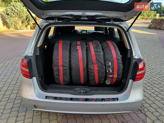 Мерседес Б-класс 2014 в Мукачеве на Automoto.ua Серый Мерседес Б-класс, объемом двигателя 1.5 л и пробегом 188 тыс. км за 11850 $, фото 33 на Automoto.ua