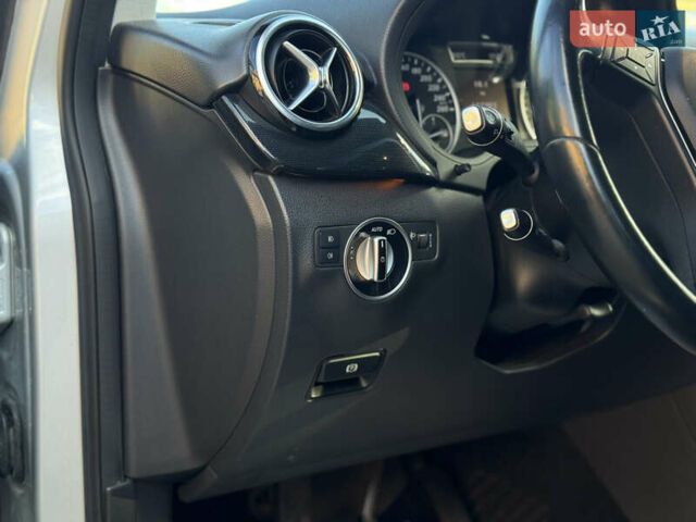 Мерседес Б-класс 2014 в Мукачеве на Automoto.ua Серый Мерседес Б-класс, объемом двигателя 1.5 л и пробегом 188 тыс. км за 11850 $, фото 25 на Automoto.ua