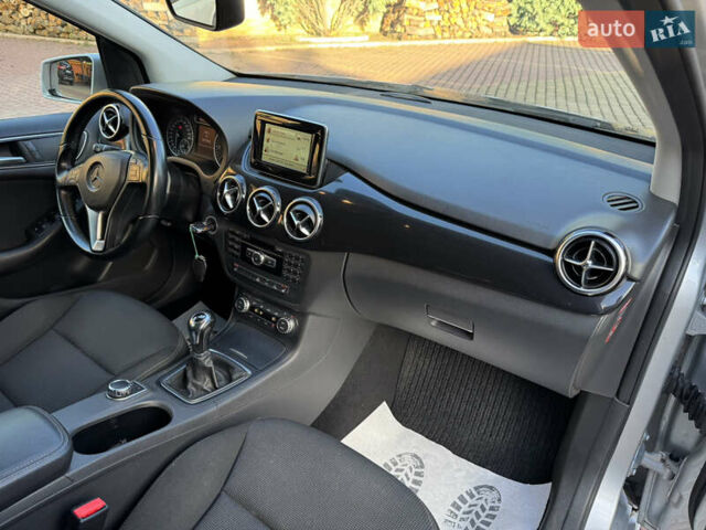 Мерседес Б-класс 2014 в Мукачеве на Automoto.ua Серый Мерседес Б-класс, объемом двигателя 1.5 л и пробегом 188 тыс. км за 11850 $, фото 39 на Automoto.ua