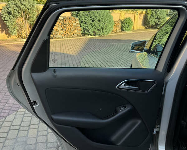 Мерседес Б-класс 2014 в Мукачеве на Automoto.ua Серый Мерседес Б-класс, объемом двигателя 1.5 л и пробегом 188 тыс. км за 11850 $, фото 31 на Automoto.ua