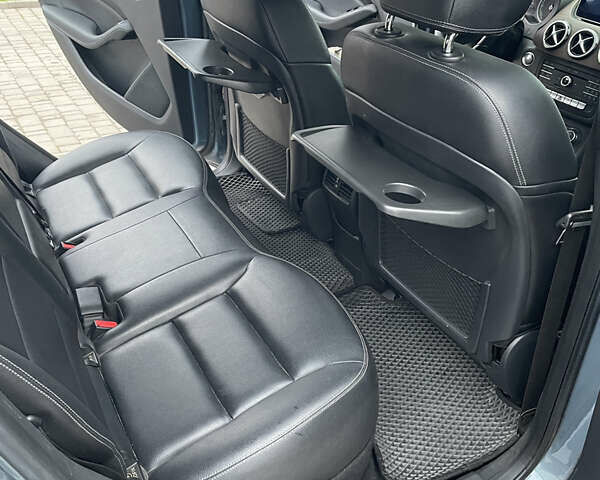 Серый Мерседес Б-класс, объемом двигателя 0 л и пробегом 164 тыс. км за 8500 $, фото 14 на Automoto.ua