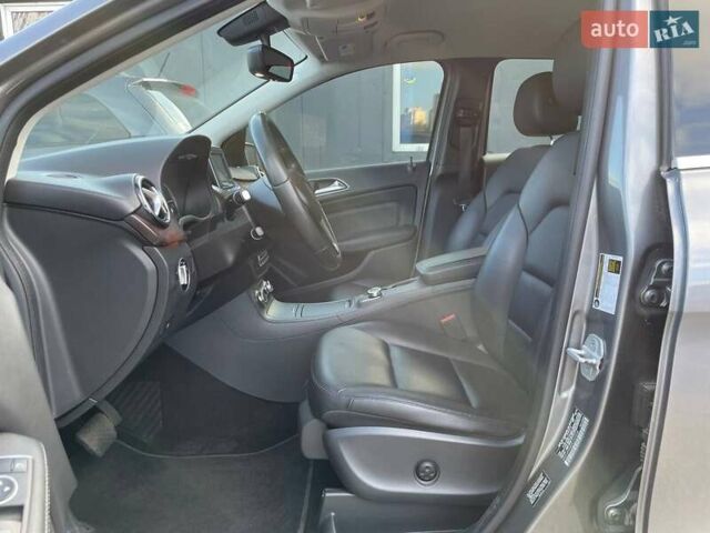 Сірий Мерседес Б-клас, об'ємом двигуна 0 л та пробігом 59 тис. км за 8690 $, фото 8 на Automoto.ua
