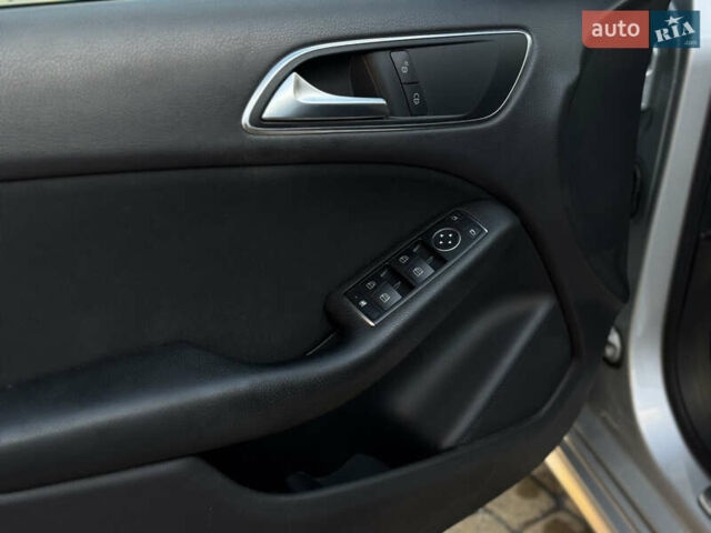 Мерседес Б-класс 2014 в Мукачеве на Automoto.ua Серый Мерседес Б-класс, объемом двигателя 1.5 л и пробегом 188 тыс. км за 11850 $, фото 20 на Automoto.ua