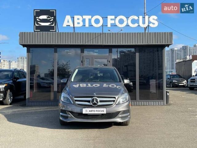 Серый Мерседес Б-класс, объемом двигателя 0 л и пробегом 59 тыс. км за 9490 $, фото 2 на Automoto.ua