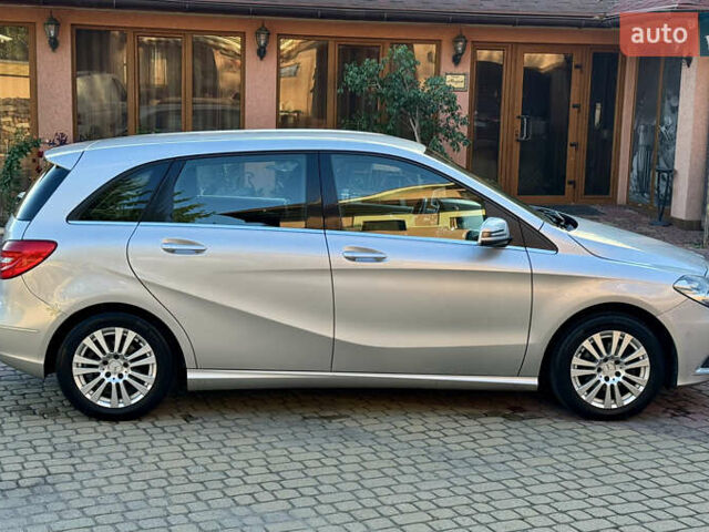 Мерседес Б-класс 2014 в Мукачеве на Automoto.ua Серый Мерседес Б-класс, объемом двигателя 1.5 л и пробегом 188 тыс. км за 11850 $, фото 15 на Automoto.ua